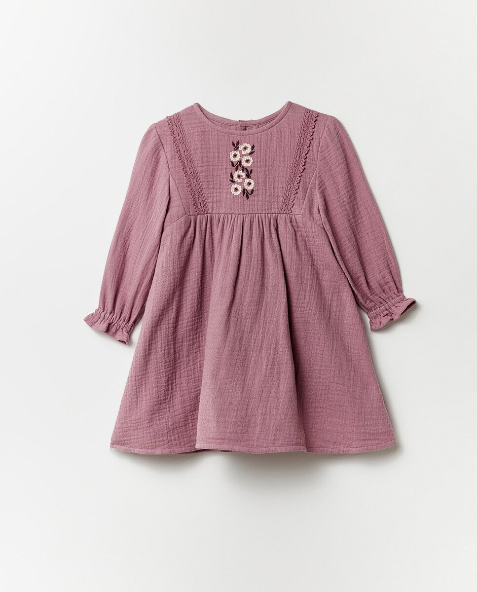 Robe légère brodée