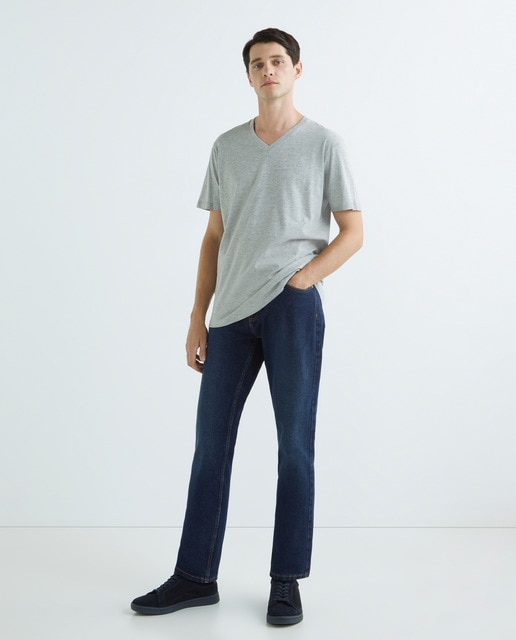 Comprar Camiseta de hombre cuello pico básica · Unit · Hipercor