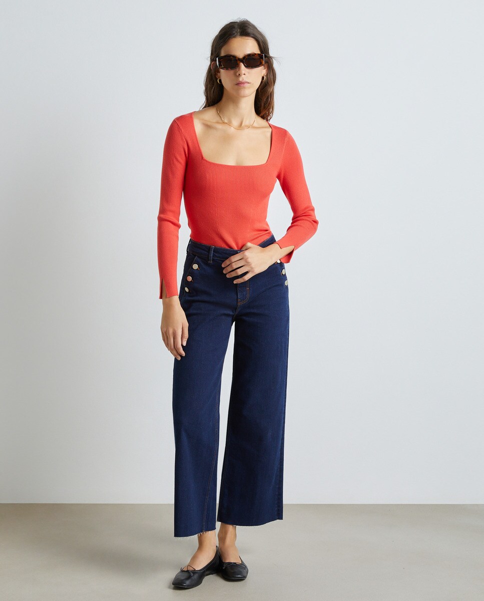 Pull en maille à encolure carrée