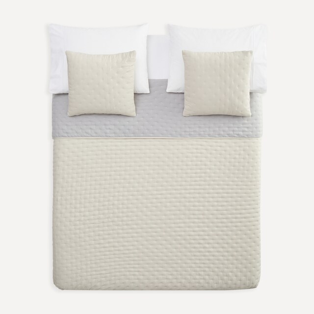 Imagen 0 de Edredón reversible con funda de cojín Ona Basics El Corte Inglés