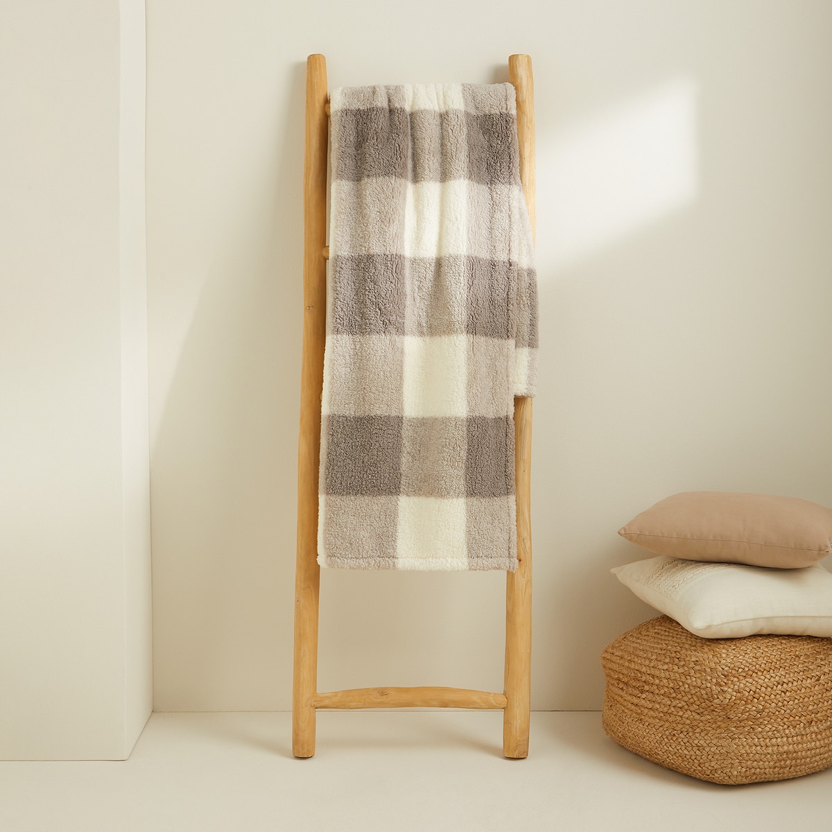 Couverture décorative Ernesto Basics