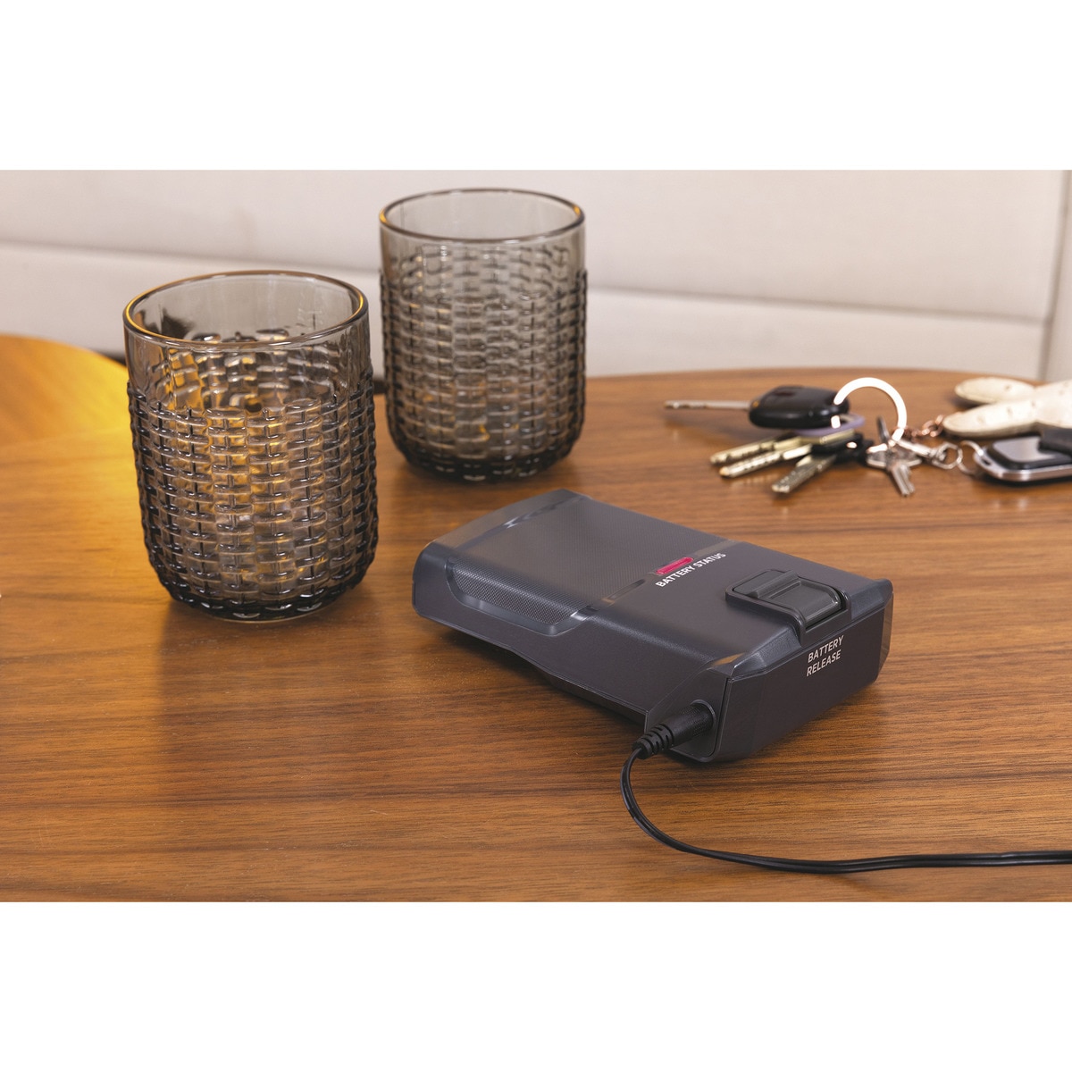 Aspirador de escoba recargable Hoover HF1 tubo flexible, batería extraíble 22