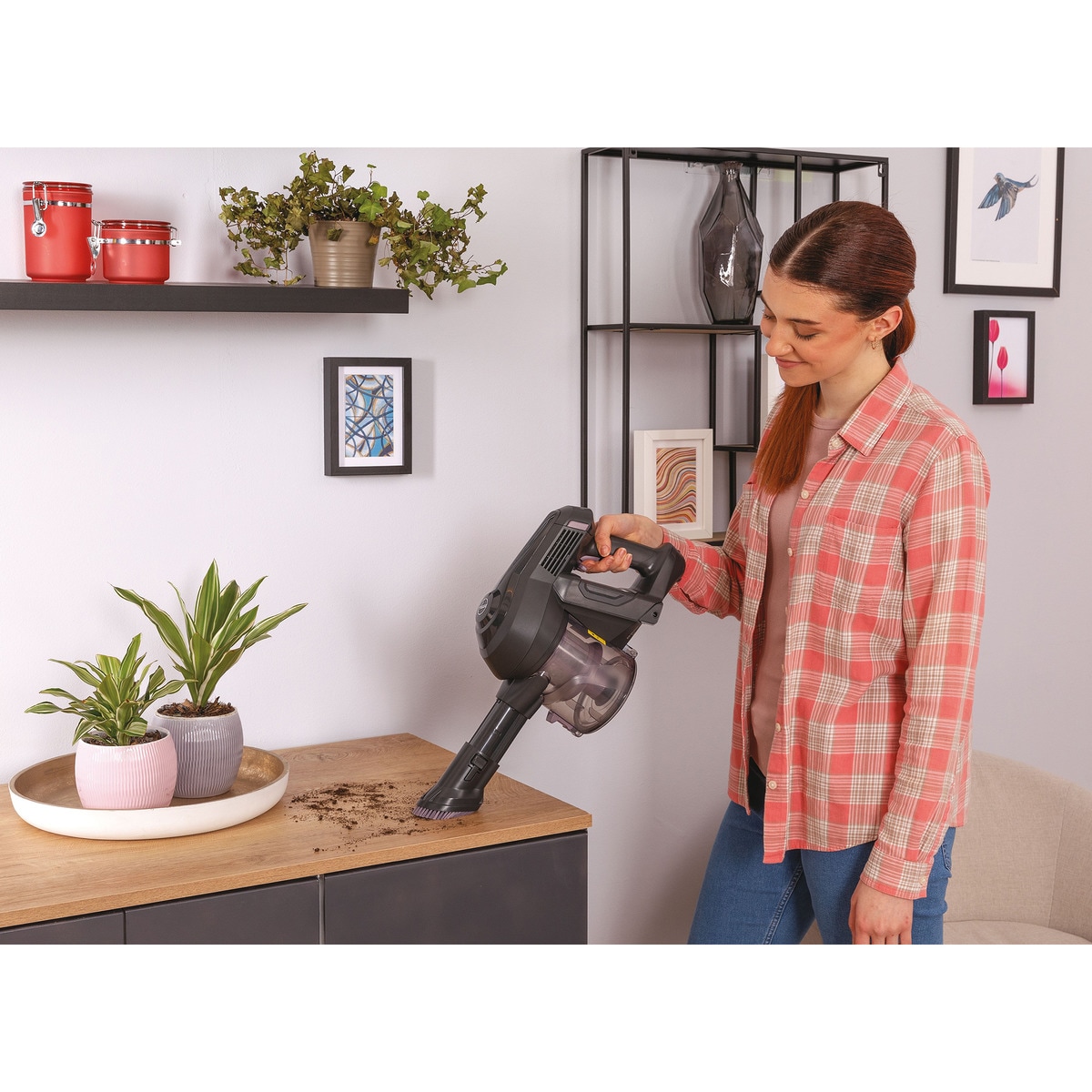 Aspirador de escoba recargable Hoover HF1 tubo flexible, batería extraíble 14