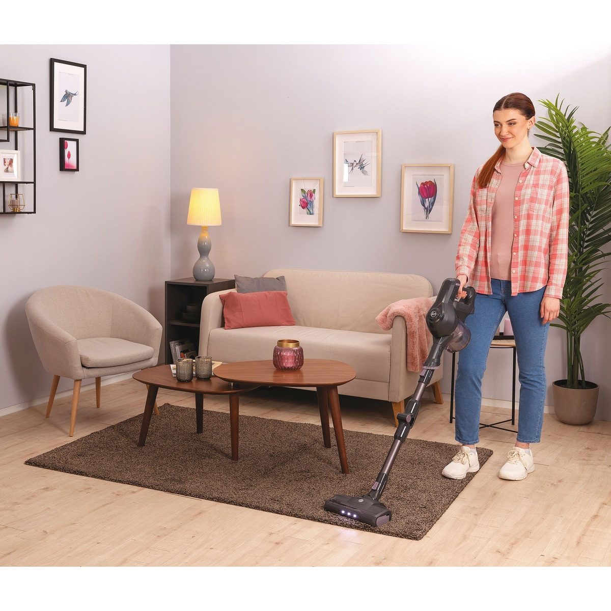 Aspirador de escoba recargable Hoover HF1 tubo flexible, batería extraíble 8