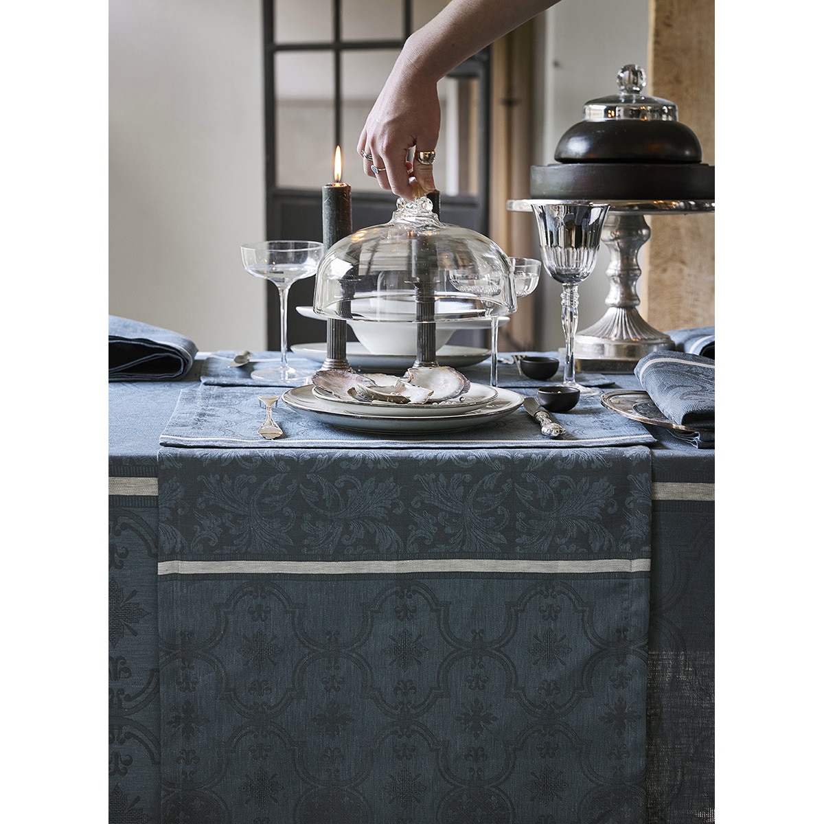 Toalha de Mesa de Linho Armoiries Azul-2