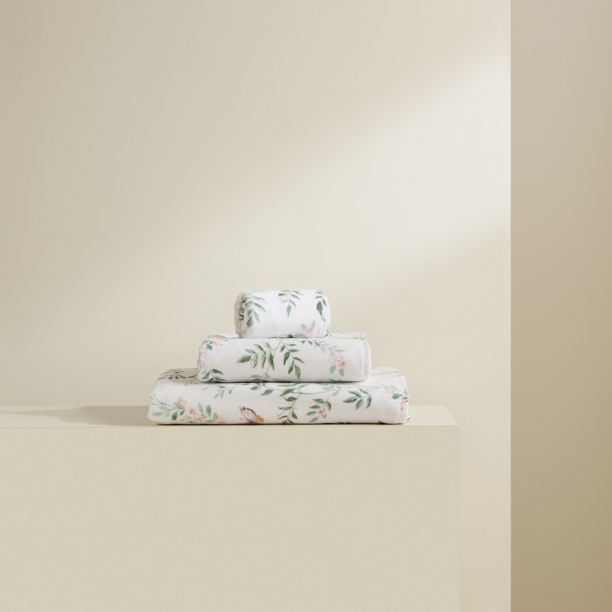 Serviette de bain 450 g/m2 Jasminium E