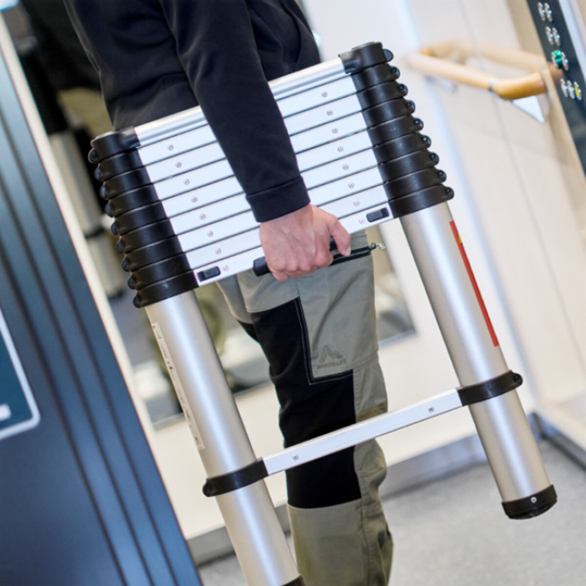 Escada Telescópica Eco Line - 3 m Aço/Preto-6