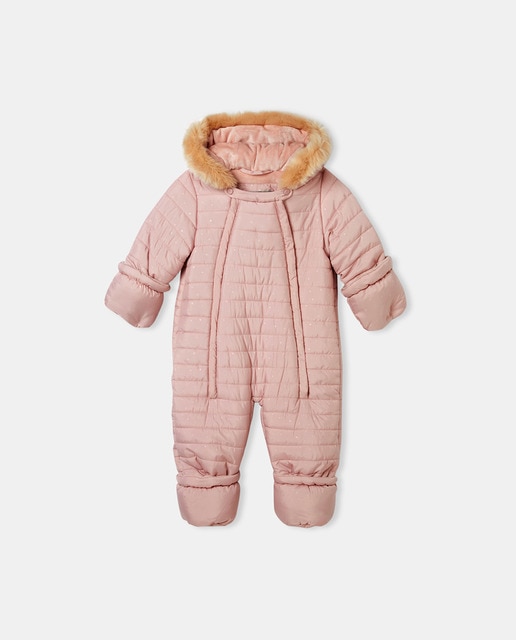 Imagen 0 de Buzo de bebé con ribete de pelo en la capucha