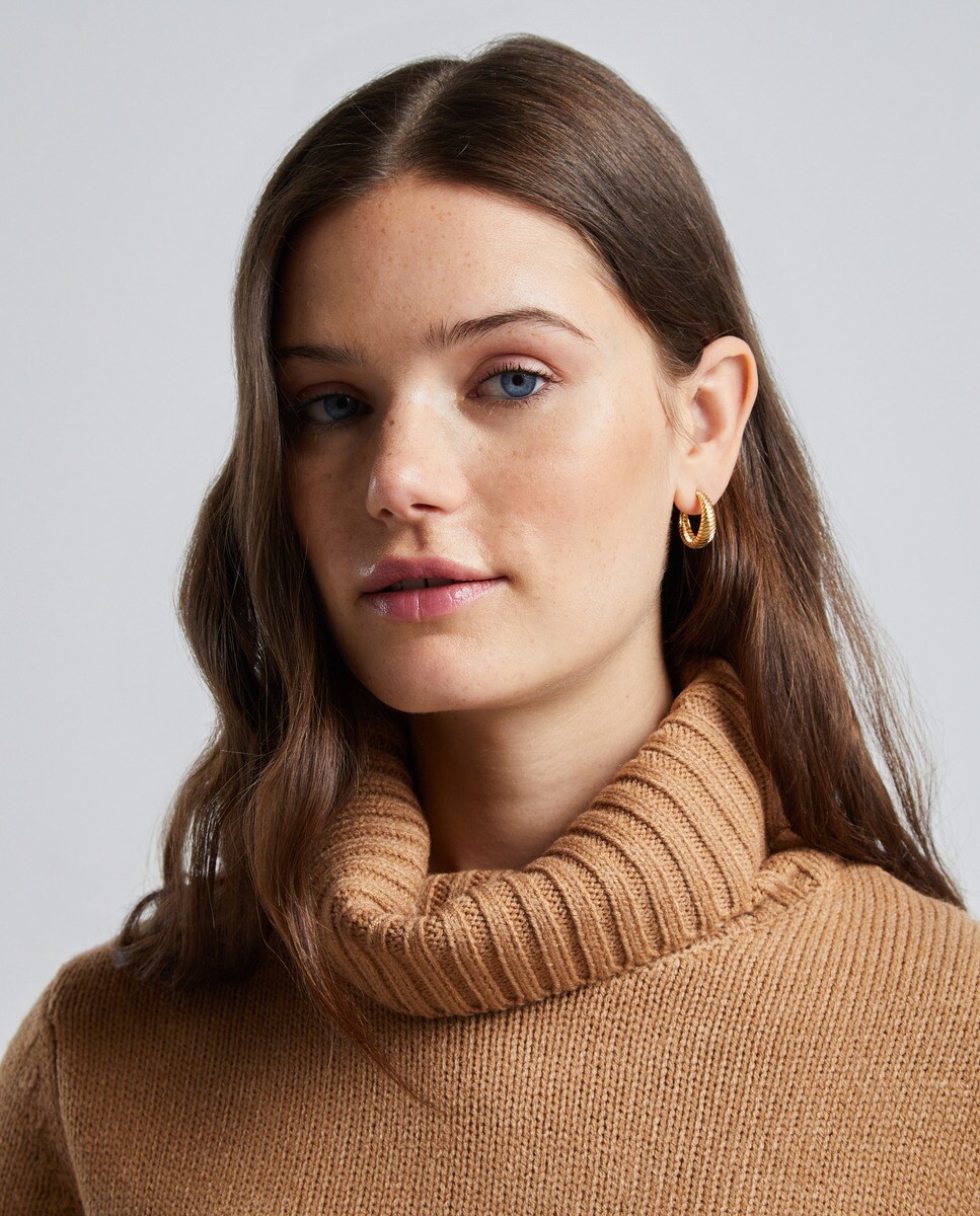 Pull basic et col roulé