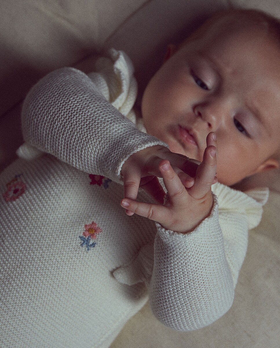 Grenouillère broderie florale