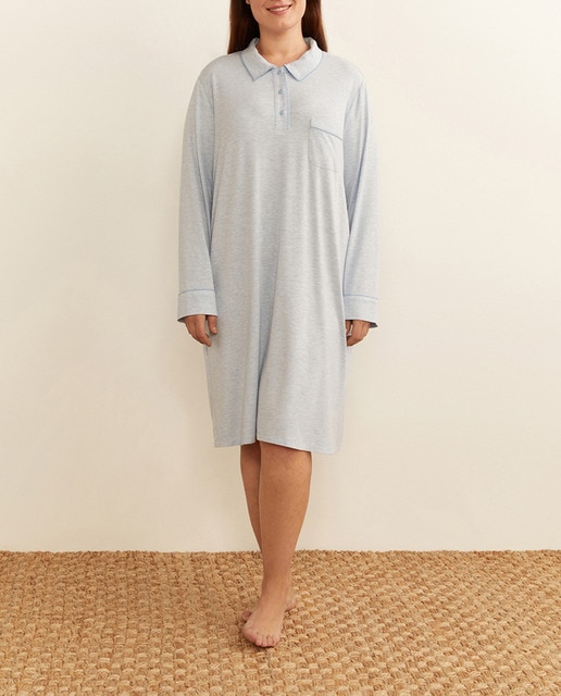 Imagen 0 de Camisón liso con cuello camisero