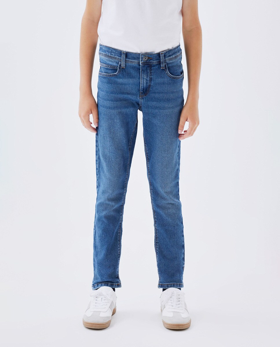 Jean à taille réglable