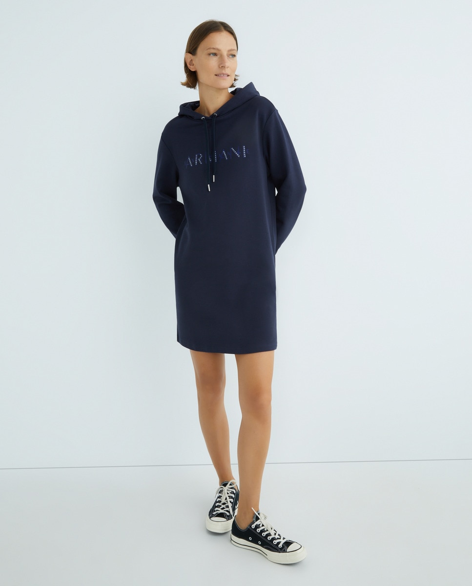 Robe style sweat à capuche