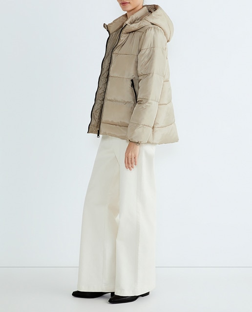 Imagen 0 de Parka acolchada de mujer corta