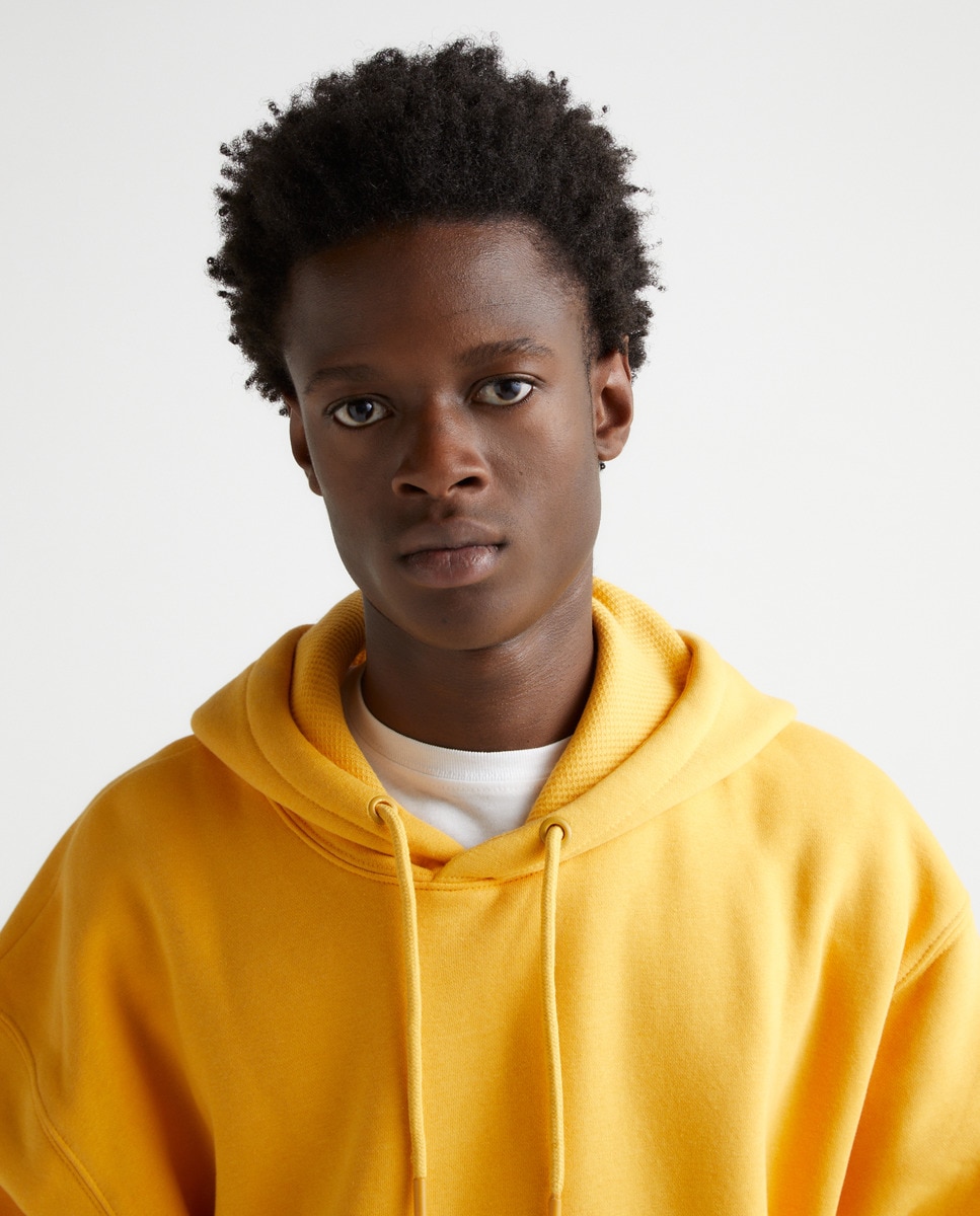 Sweat à capuche uni