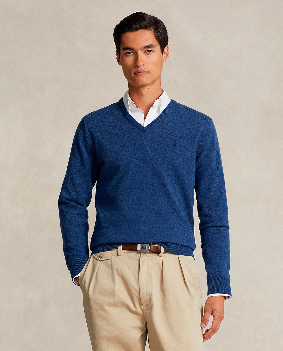 Pull en laine à col en V