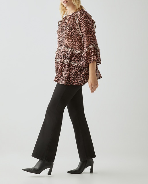 Imagen 0 de Blusa estampada con volantes mujer