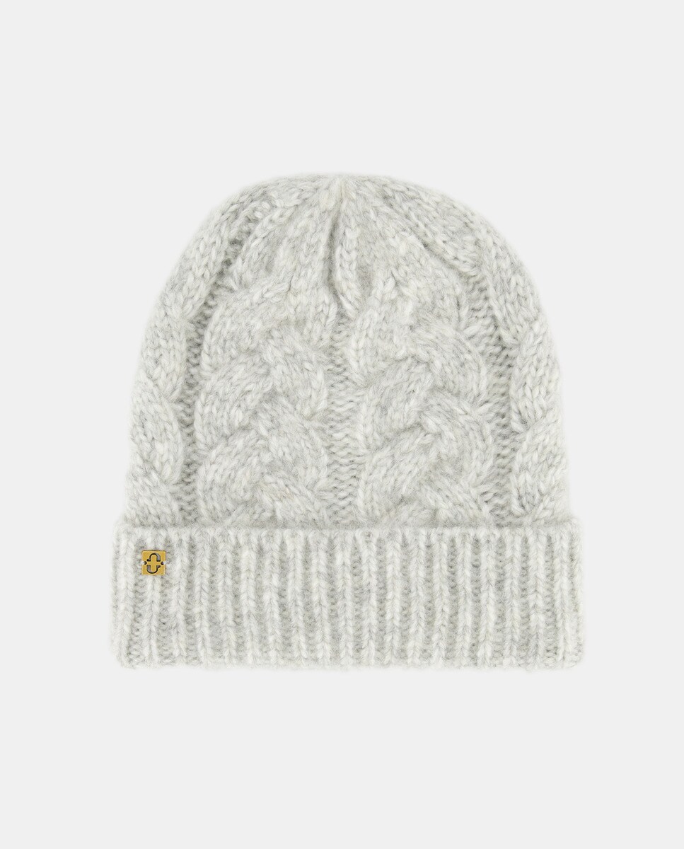 Bonnet en maille tressée