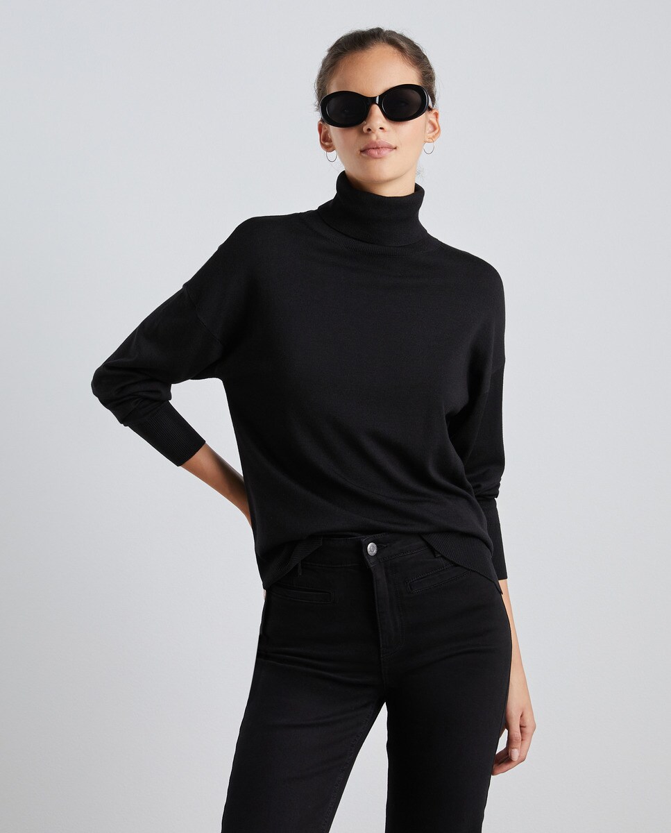 Pull col roulé décontracté