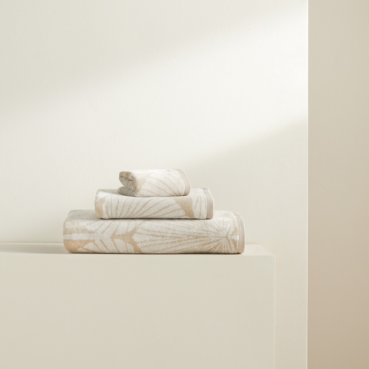 Serviette de bain 450 g/m2 Panacea J