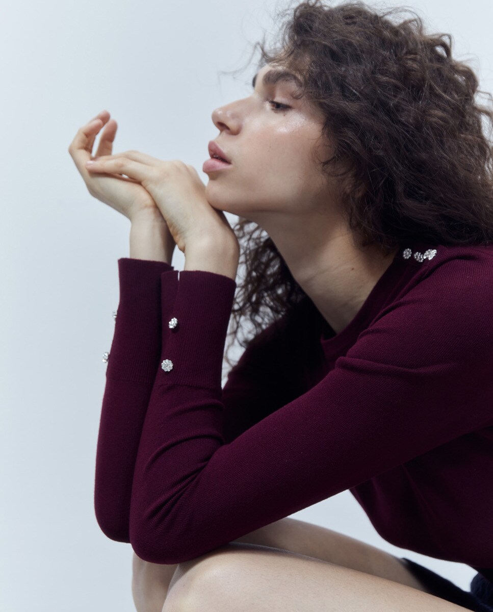 Pull applique boutons