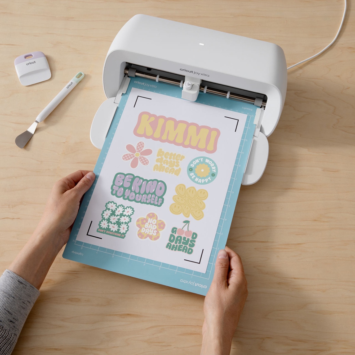 Papel adhesivo imprimble blanco Cricut 8 Hojas para Joy Xtra 3