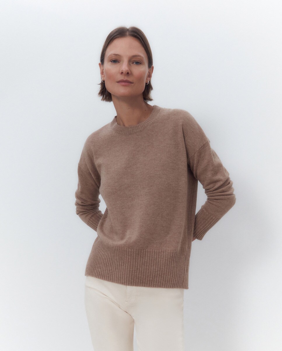 Pull uni à encolure ronde