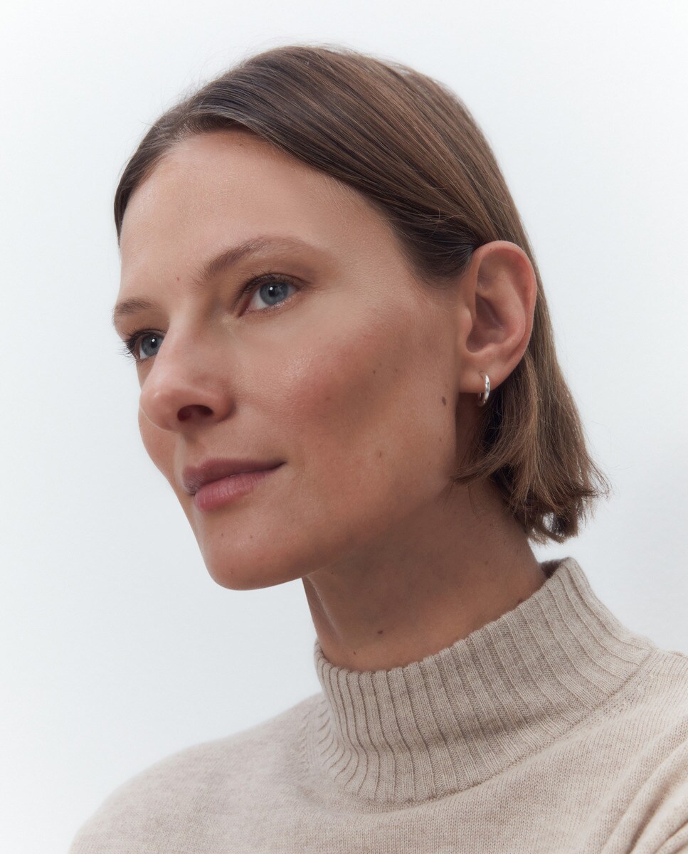 Pull uni à col cheminée