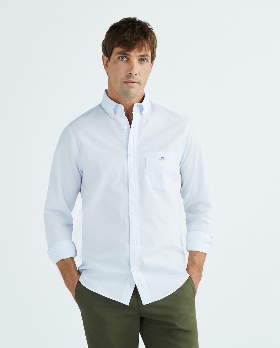 Chemise à fines rayures