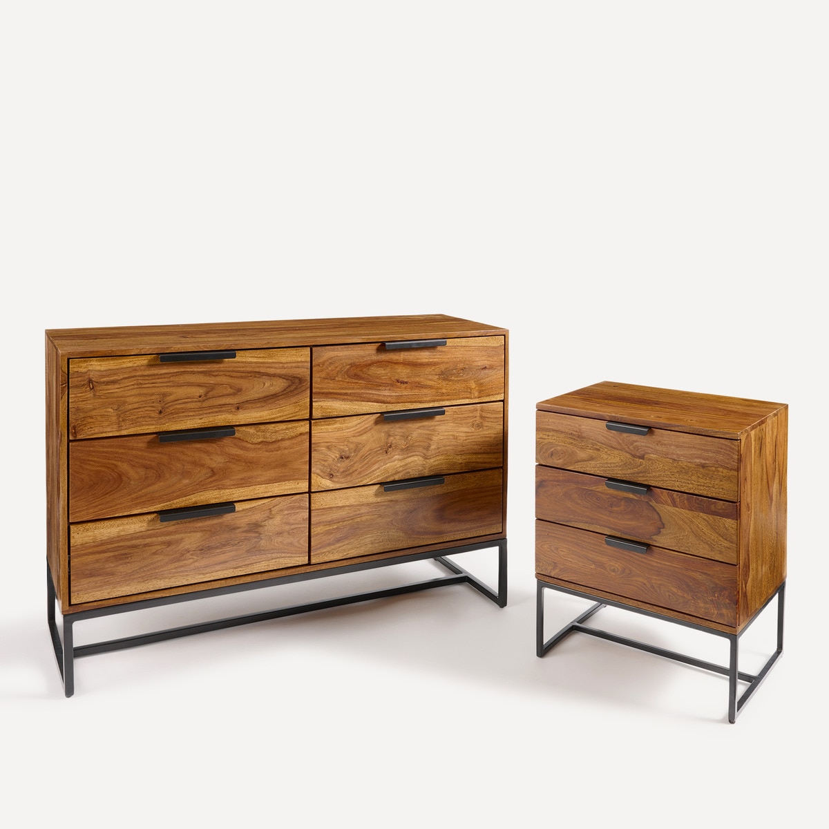 Mesa de Cabeceira de Pau-Rosa com 3 Gavetas Bremen Nogueira-6