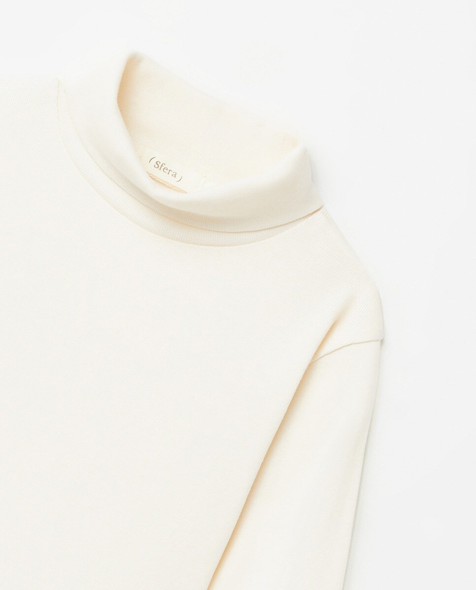 T-shirt Lisa com Gola Cisne Branco-2
