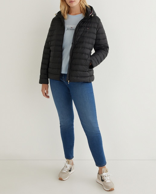 Imagen 0 de Plumífero de mujer de corto y liso