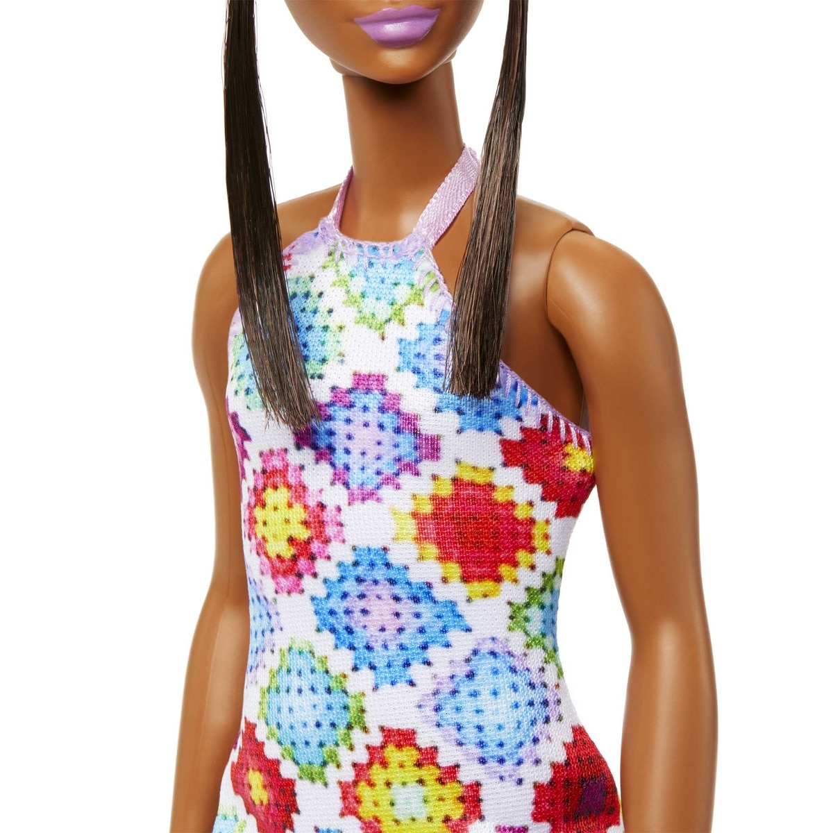 Muñeca afroamericana con vestido crochet Fashionista modelos surtidos Barbie 4