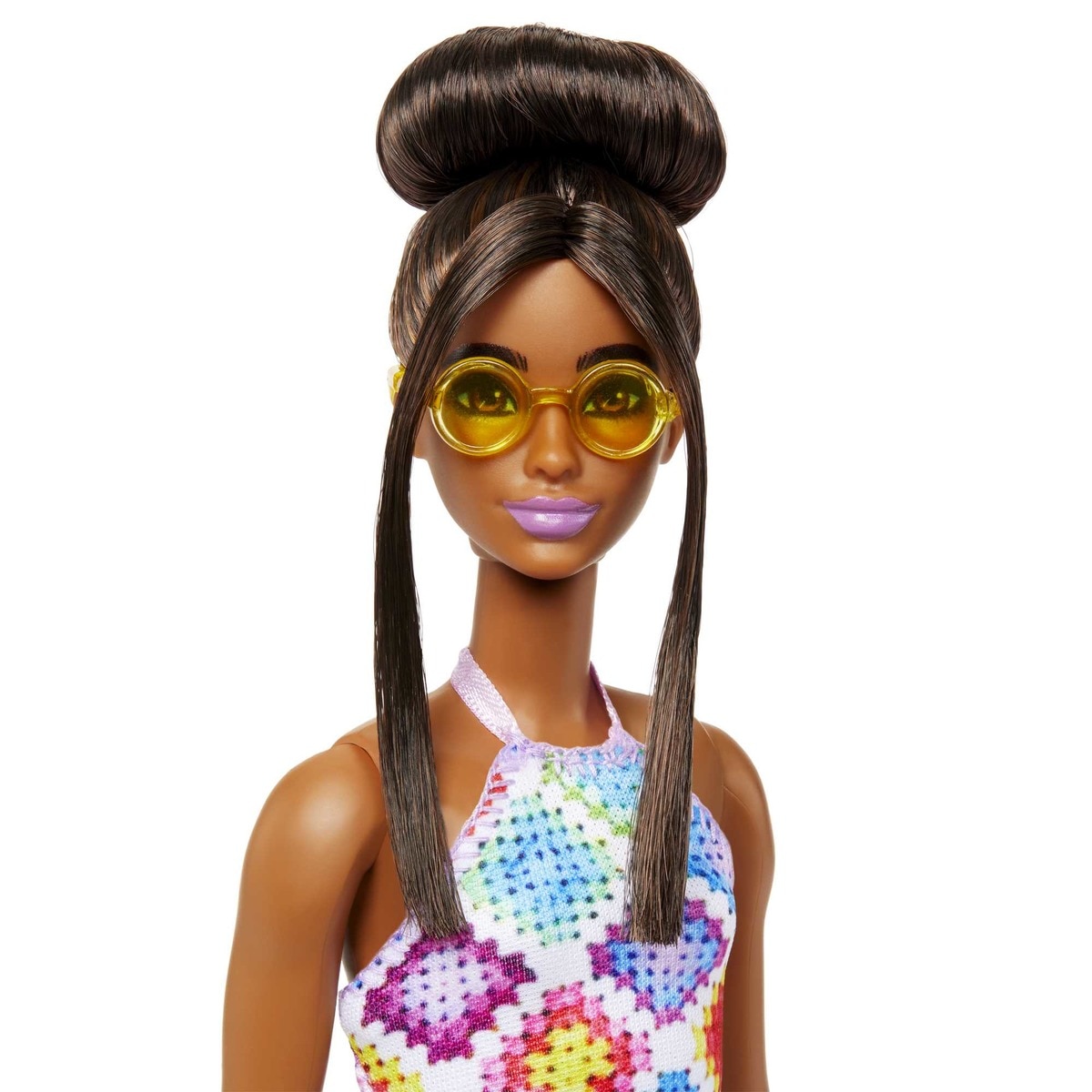 Muñeca afroamericana con vestido crochet Fashionista modelos surtidos Barbie 3