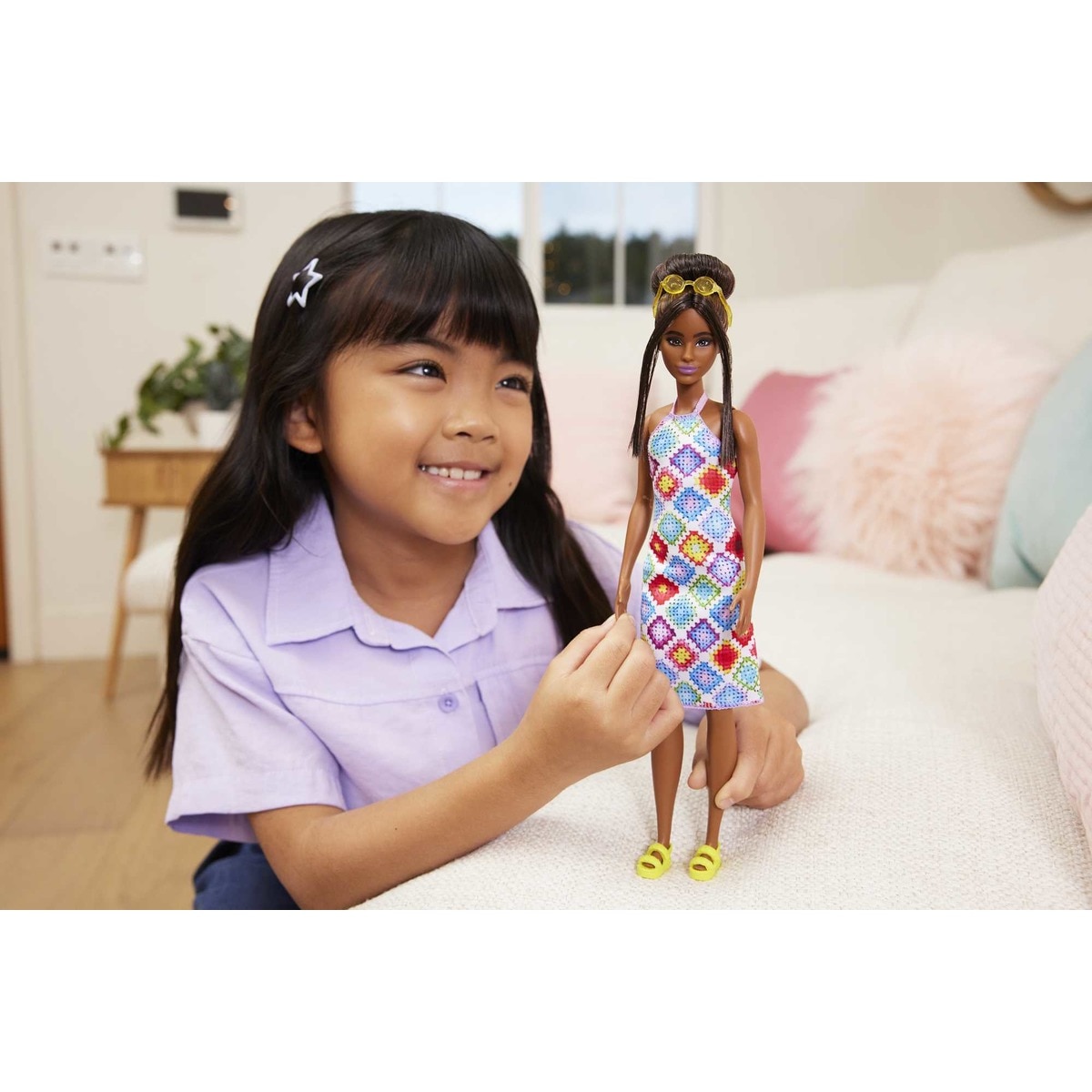 Muñeca afroamericana con vestido crochet Fashionista modelos surtidos Barbie 2