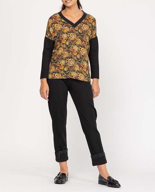 Imagen 0 de Blusa de cuello pico con mezcla punto