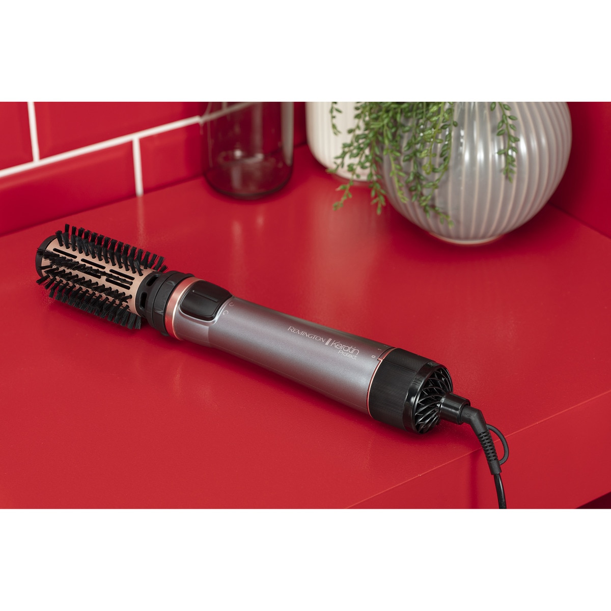 Moldeador Remington Keratin Protect con potenciador de raices 11