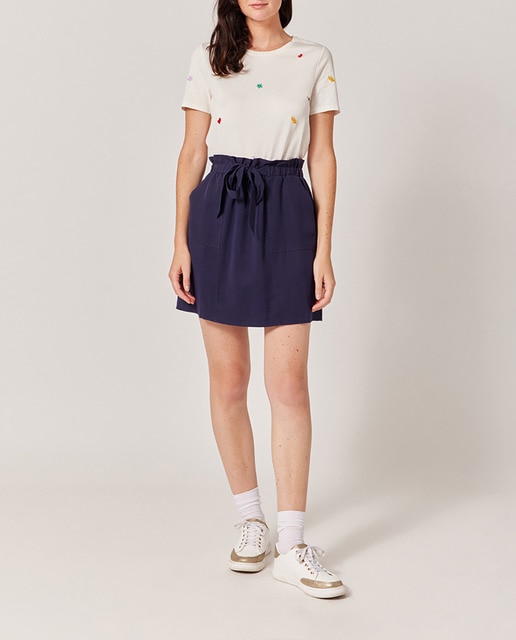 Imagen 0 de Falda corta de mujer con cinturón no extraíble