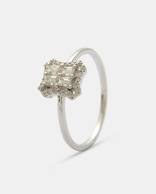 Imagen 0 de Anillo de oro y diamantes