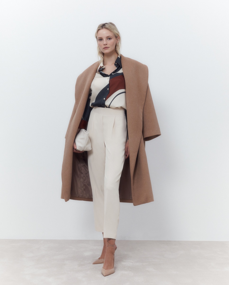 Pantalon cigarette à plis