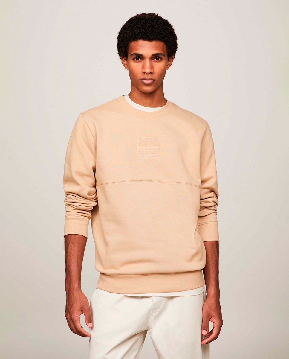 Sweatshirt Regular Fit com Decote Redondo Castanho-1