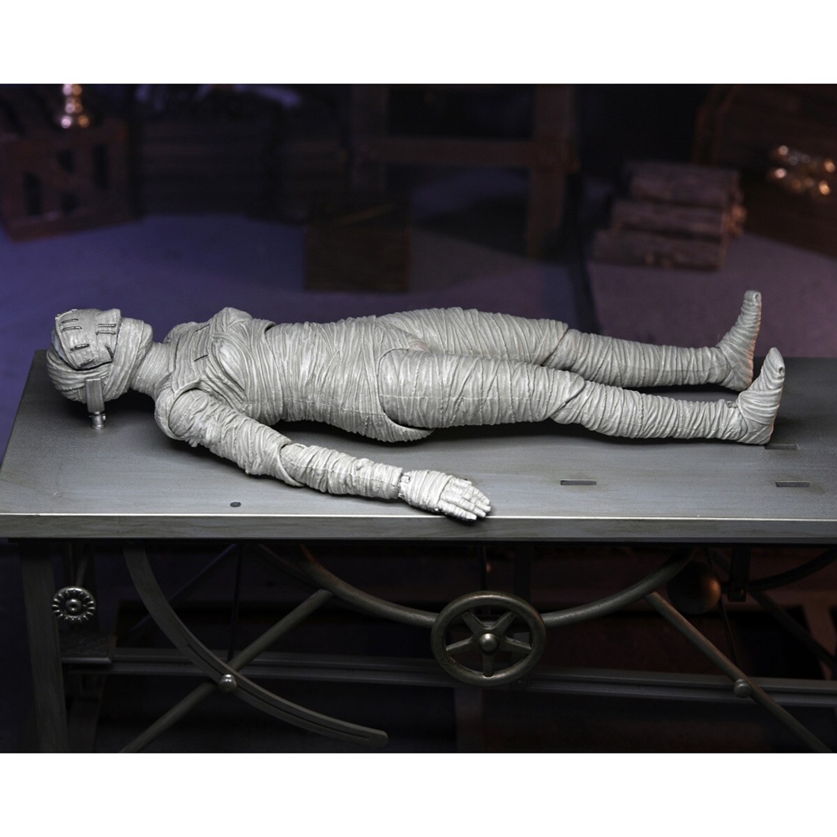 NECA Frankenstein Action Figure 2022 Glow In The Dark Universal