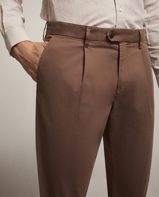 Imagen 0 de Pantalón sport un pliegue twill de hombre