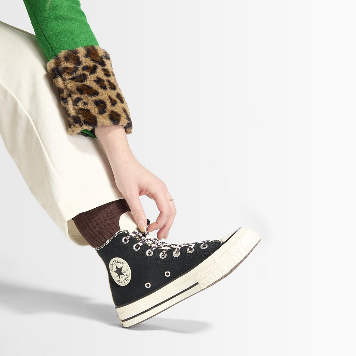 leopard converse
