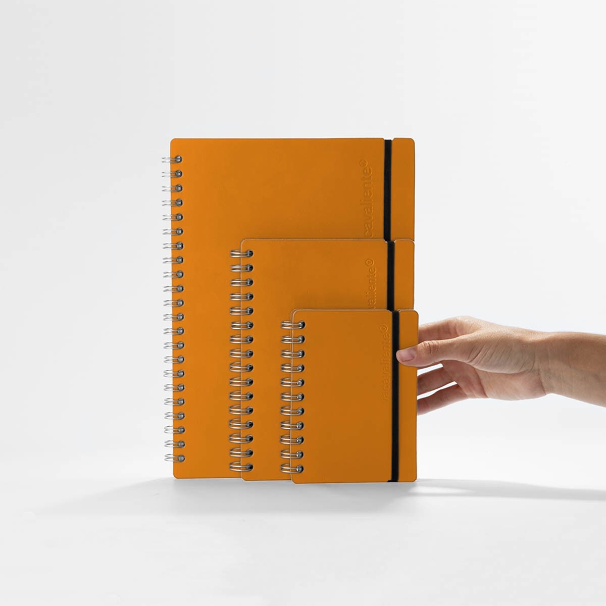 Caderno pautado A6  Vacavaliente laranja abóbora 4
