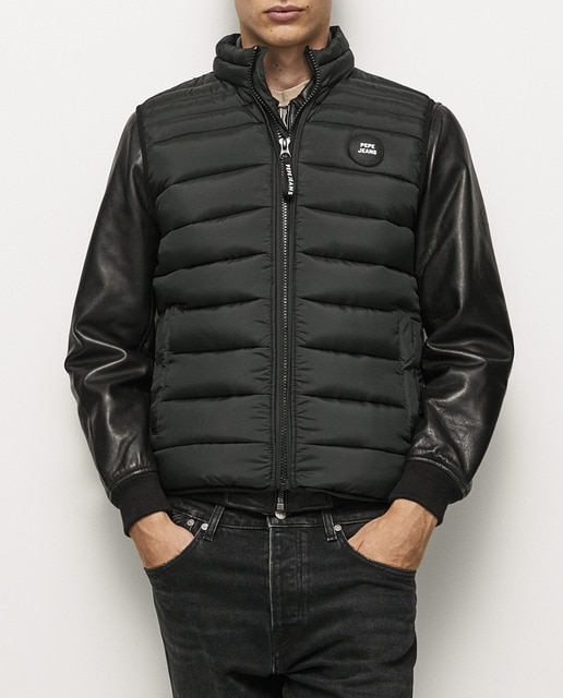 Imagen 0 de Chaleco de hombre guateado en color negro