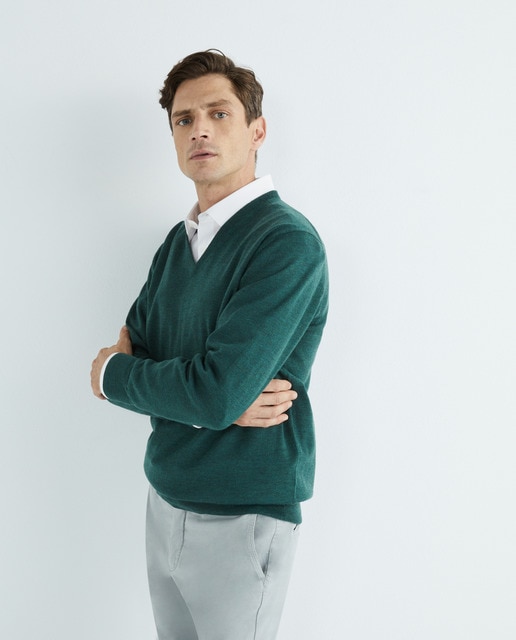 Imagen 0 de Jersey de lana 100% merino  con el cuello de pico