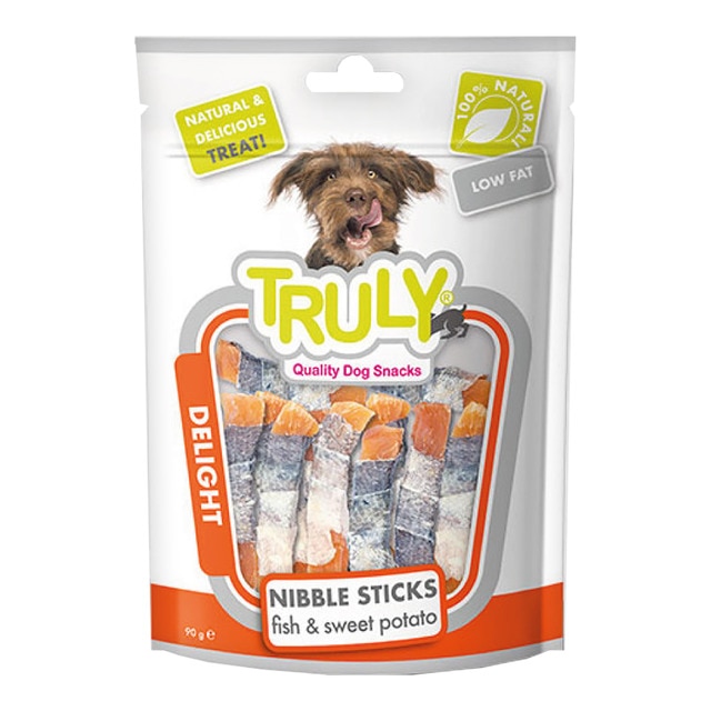 Imagen 0 de Snack para perros adultos Truly palitos boniato y pescado 90 g