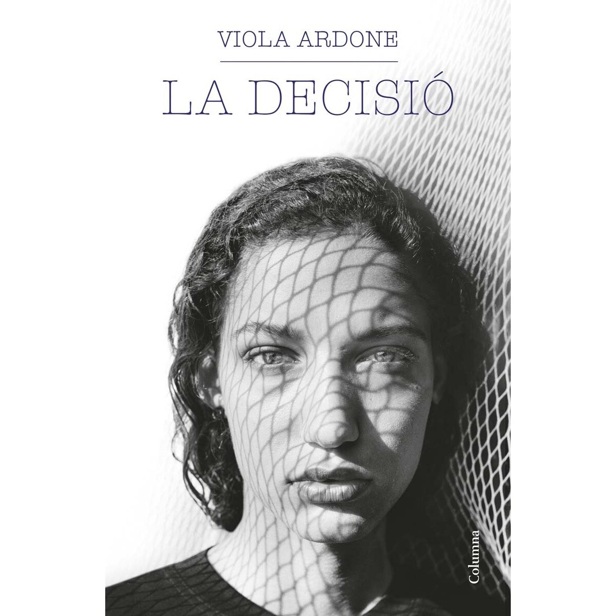 La decisió (Capa mole com abas) 1