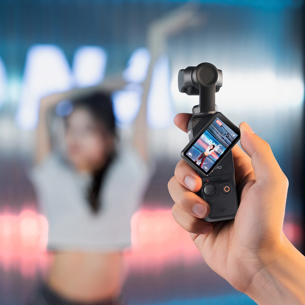 Cámara portátil con estabilizador DJI Osmo Pocket 3 Creator Combo Negro-9